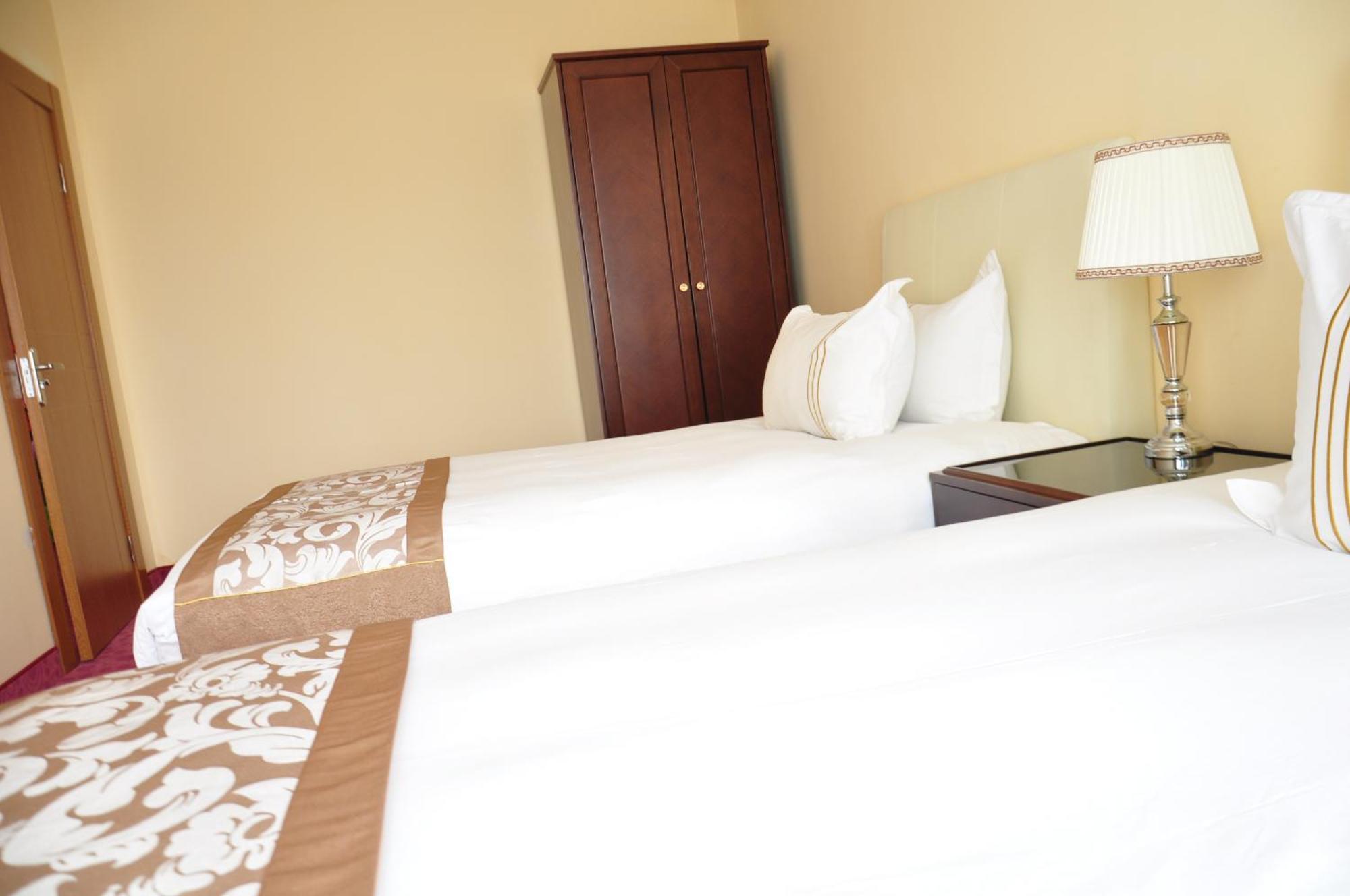 Alpha Hotel Улан-Батор Экстерьер фото