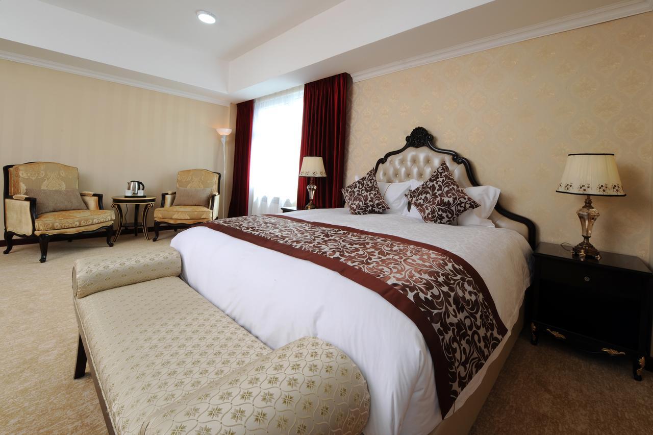 Alpha Hotel Улан-Батор Экстерьер фото